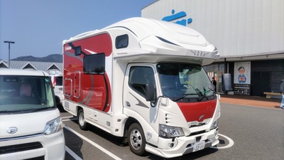 キャンピングカー1.jpg