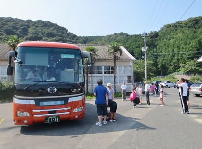 バス乗り込み2.jpg