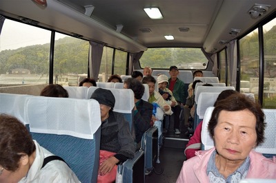 バス乗車.jpg