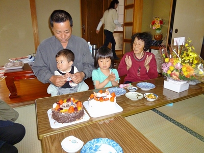 二つのケーキ・キャンドル.jpg