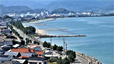 仙崎さわやか海岸と長門市中心部.jpg