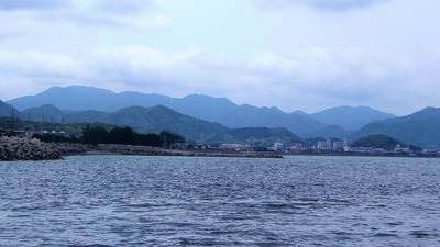 仙崎さわやか海岸と長門市街地.jpg