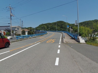 仙崎側の青海大橋.jpg