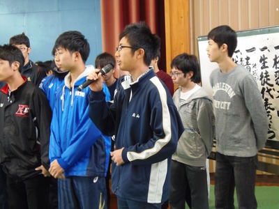 八王子東高校生徒校歌斉唱1.jpg