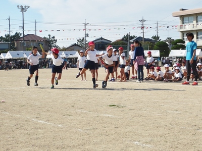 小学校リレー.jpg