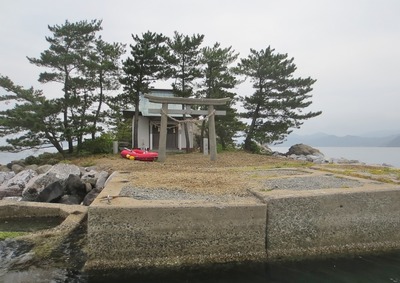 整地後の弁天島.jpg