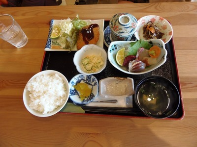 昼食.jpg