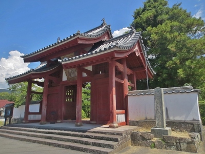 東光寺総門.jpg