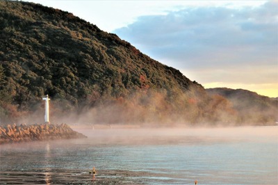 硯岩の気嵐.jpg