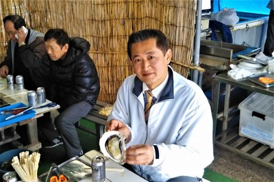 笠本俊也県議会議員.jpg