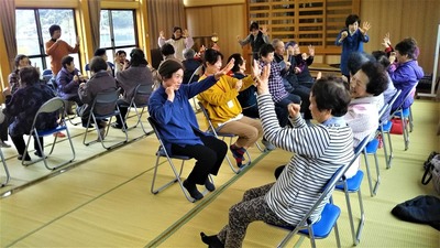 脳トレ・手4.jpg