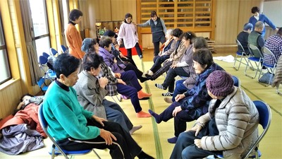 脳トレ・足で字2.jpg