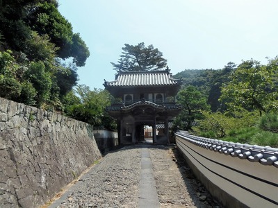西圓寺山門.jpg