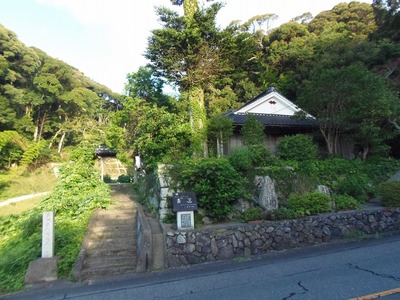西圓寺隠居所.jpg