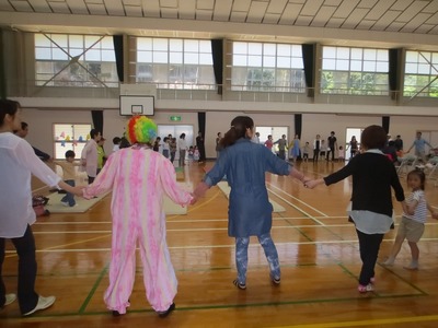 輪になって踊ろう2.jpg
