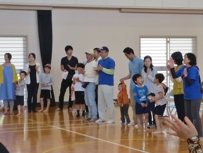 輪になって踊ろう4.jpg