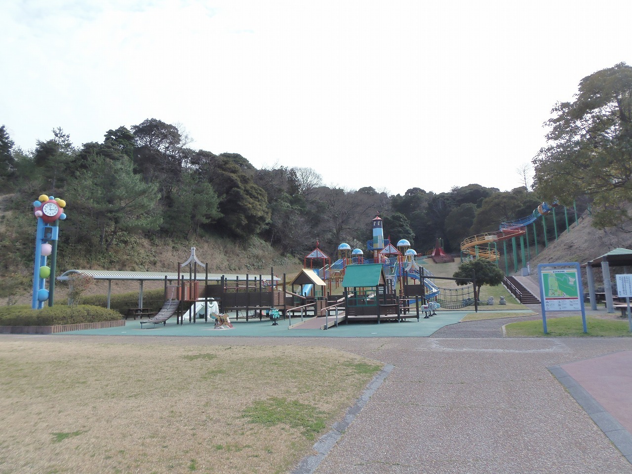 山口県長門市仙崎 長門市総合公園 子供の遊び場 山口県 長門市 今が旬