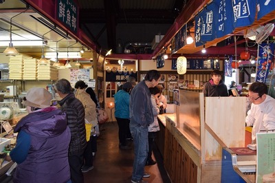 道の駅・萩しーまーと店内2.jpg