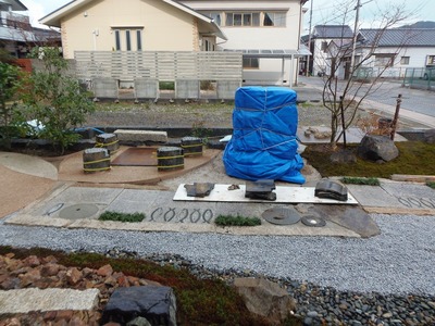 金子みすゞブロンズ像準備1.jpg
