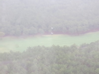 雨・霧のトムワトソンゴルフコース.jpg