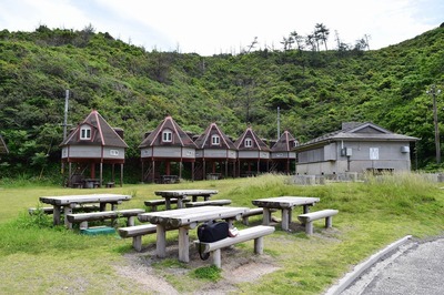 青海島キャンプ村.jpg