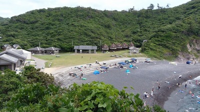 青海島キャンプ村・船越の浜.jpg