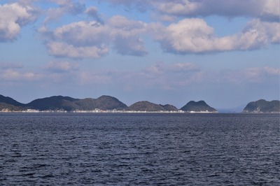 青海島・通地区と大島.jpg