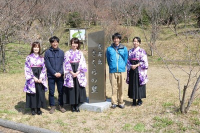 青海島桜姫と河村さんと馬來さん.jpg