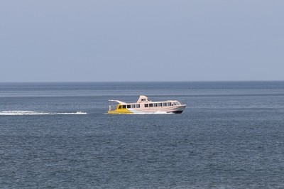 青海島観光船2.JPG