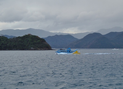 青海島観光船「せぶんしっぷ」1.jpg
